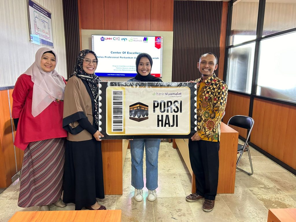 Mahasiswi FEB UMM Raih Hadiah Haji Gratis dari Bank Muamalat Usai Magang Berprestasi