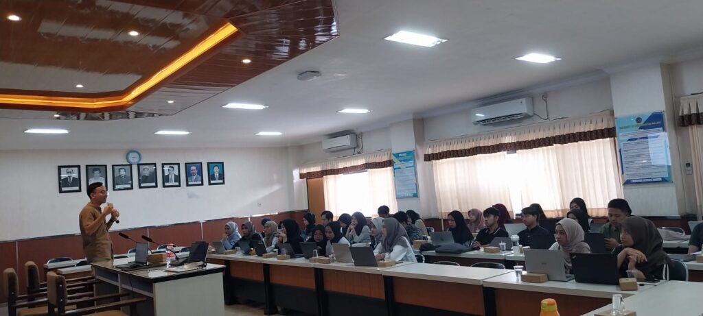 Gelar Pelatihan Analisis Data Panel Dinamis dan Model Simultan